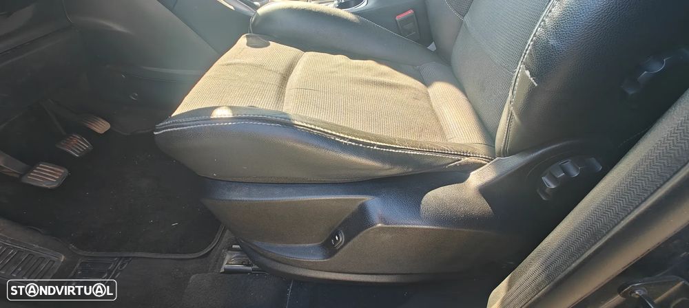 Ford S-Max 2.0 TDCi Titanium 7L - 2