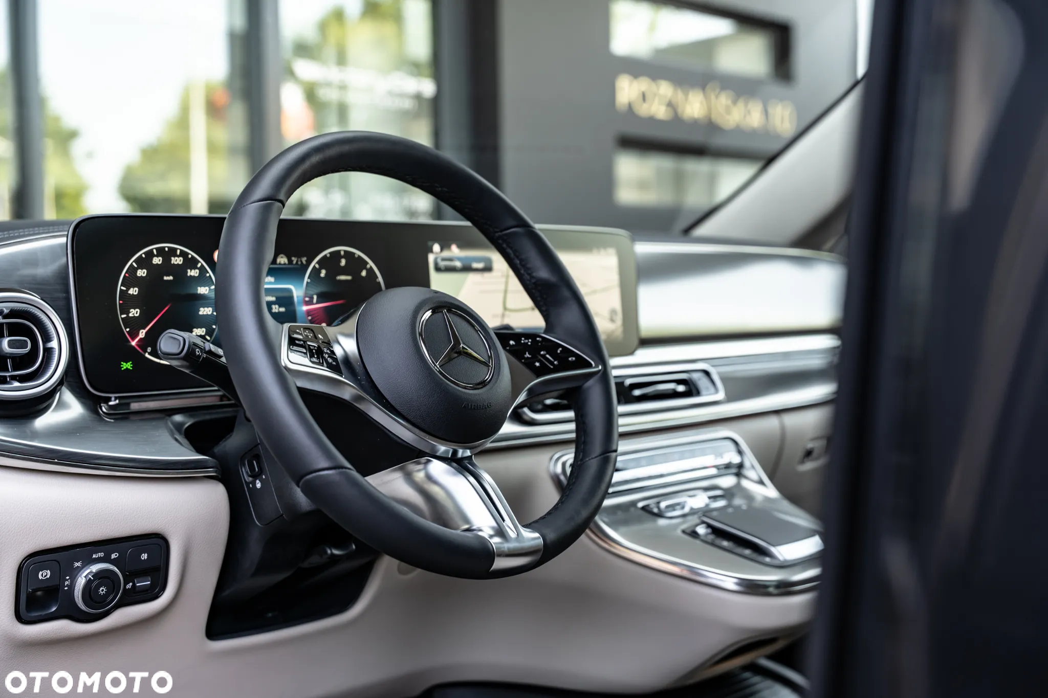 Mercedes-Benz Klasa V 300 d 4-Matic 9G-Tronic Exclusive (d³ugi) - 21