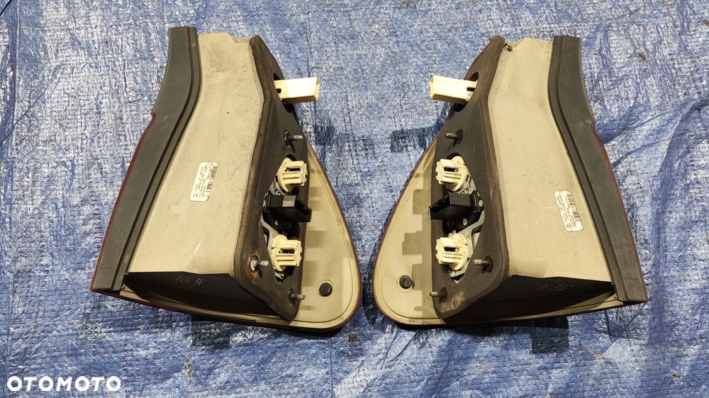 KLAPA BURTA LAMPA LEWY PRAWY TYŁ STERLINGGRAU METALLIC 472/7 ZAMEK SILNICZEK WYCIERACZKI TYŁ BLENDA LISTWA KLAMKA SZYBA WYKŁADZINA PODŁOGA TAPICERKA BAGAŻNIKA BMW X5 E53 LCI LIFT - 19