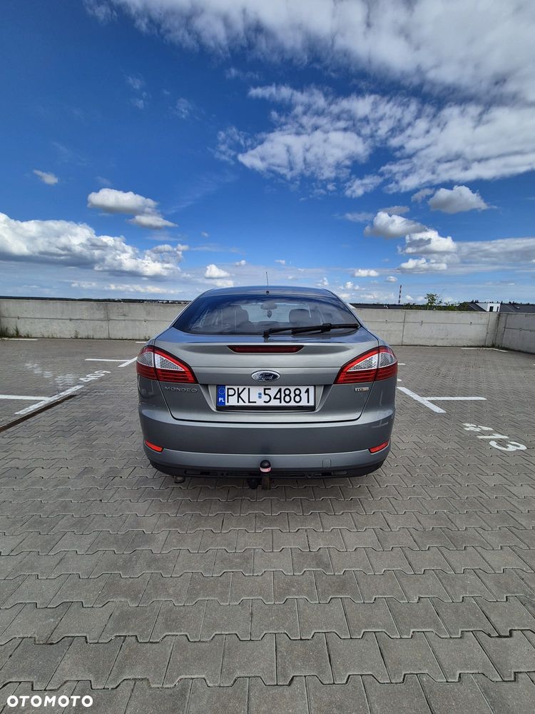 Ford Mondeo 2.0 TDCi Titanium - 12