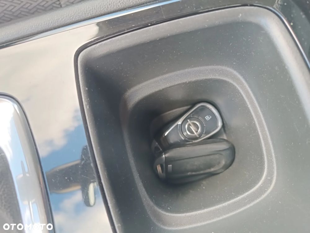 Opel Insignia CT 2.0 CDTI Exclusive S&S - 35