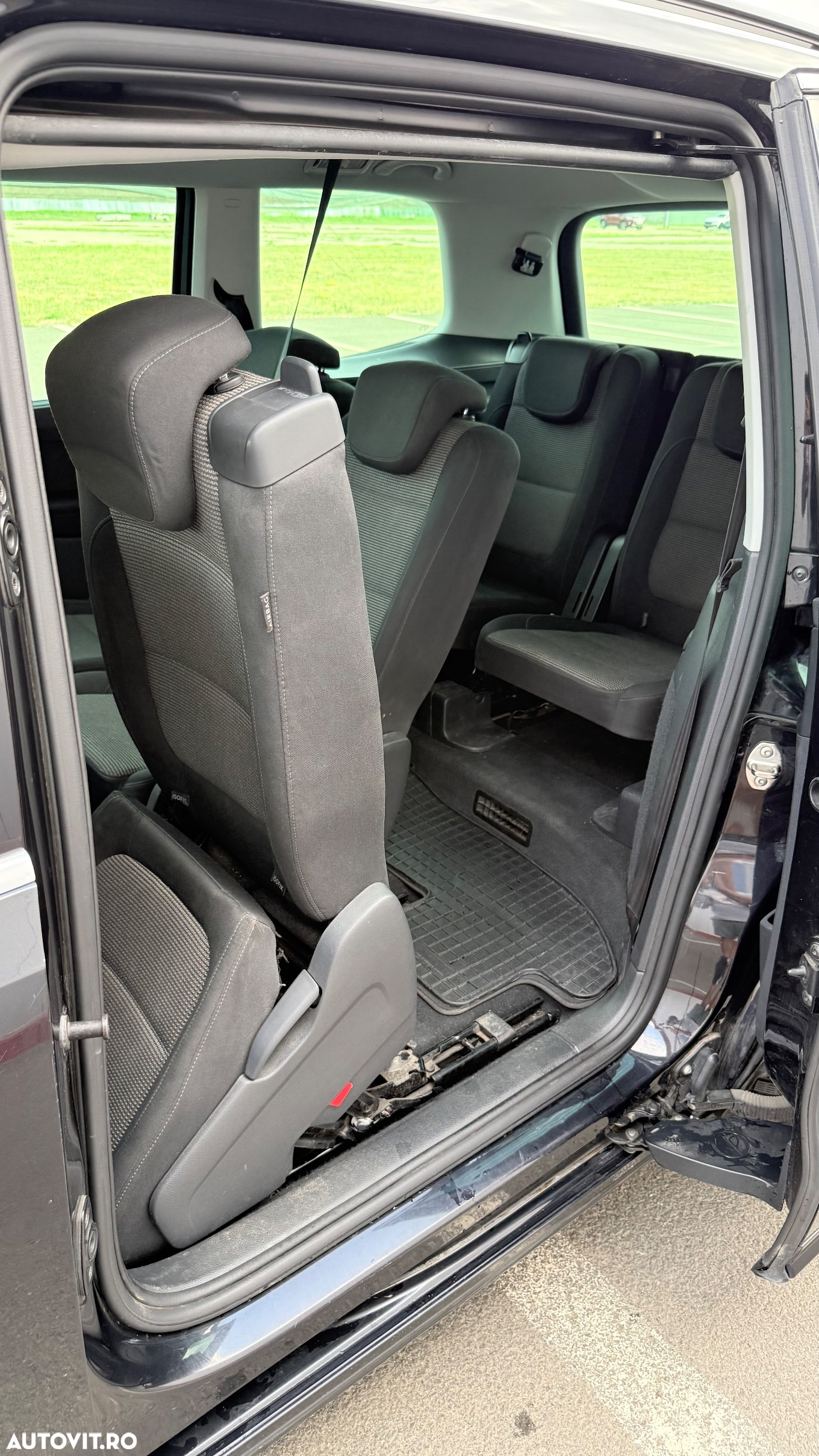 Volkswagen Sharan 2.0 TDI DSG BlueMotion Technology Comfortline - 12