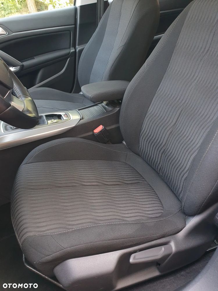 Peugeot 308 2.0 HDi Allure - 8