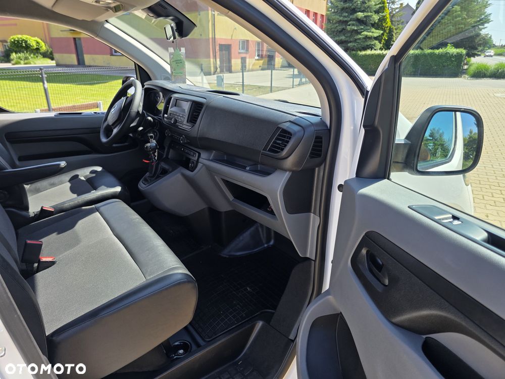 Opel Vivaro - 16