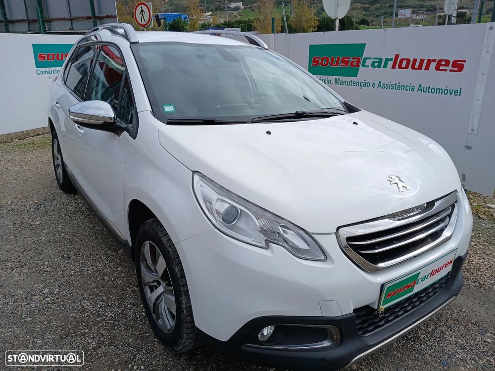 Peugeot 2008 1.2 PureTech Style - 8