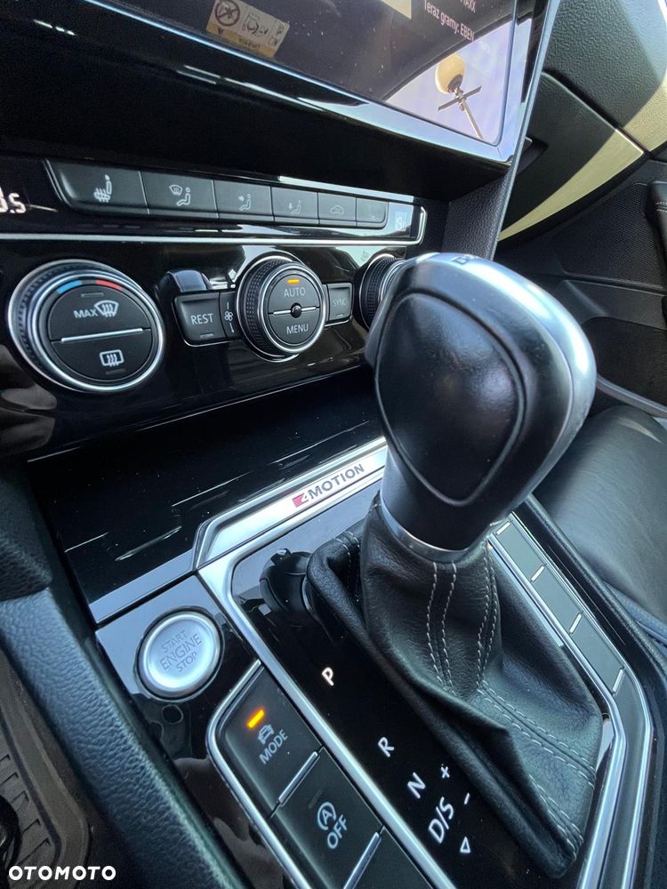 Volkswagen Passat - 26