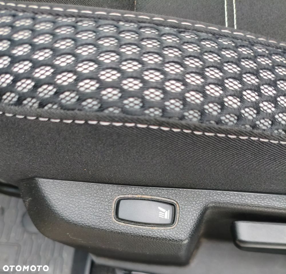 Dacia Duster 1.5 Blue dCi Prestige 4WD EU6d - 13