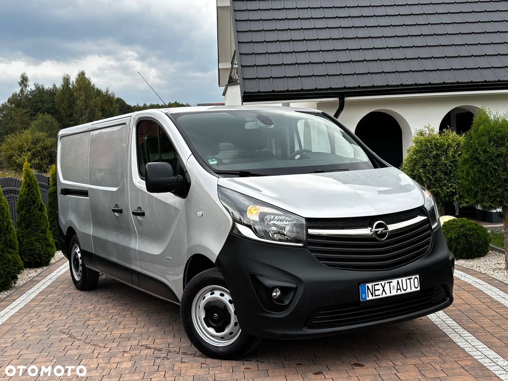 Opel Vivaro - 9