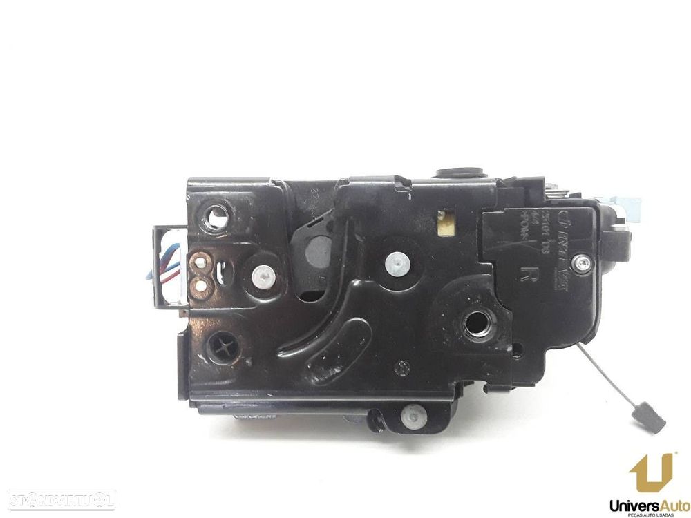 FECHADURA PORTA TRASEIRA DIREITA VOLKSWAGEN GOLF V 2007 -7L0839016D - 3