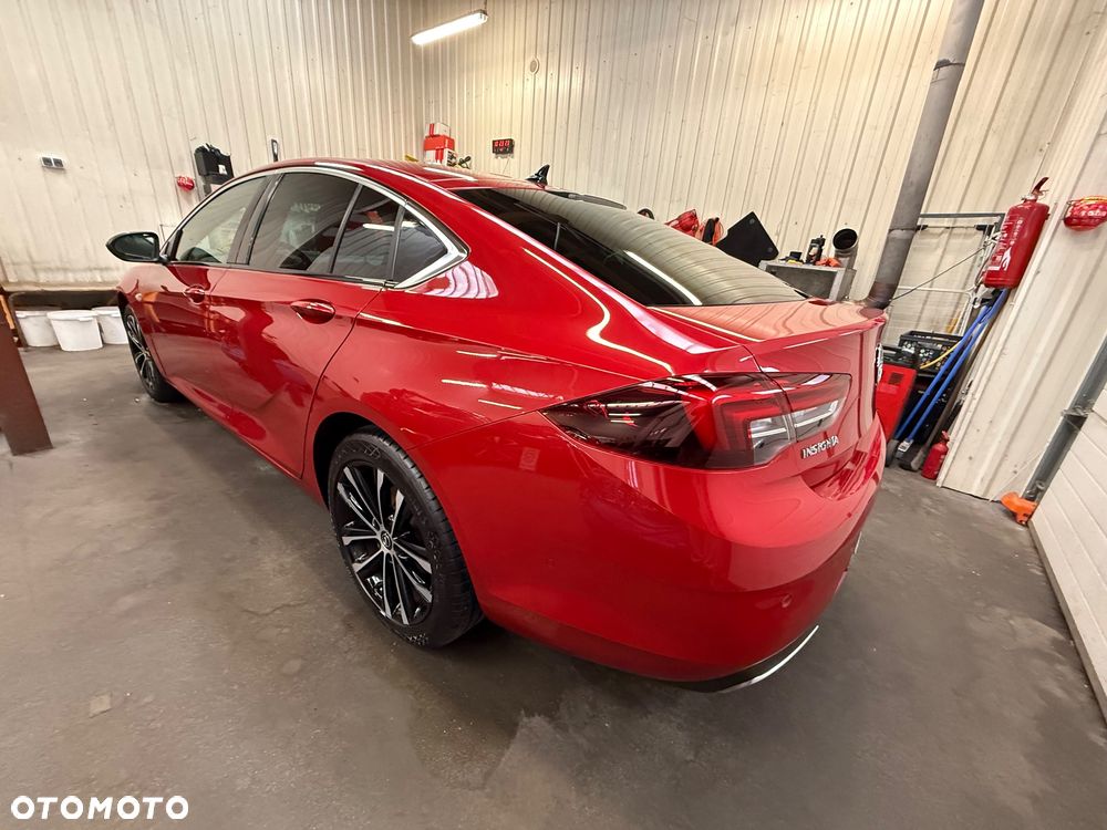 Opel Insignia - 16