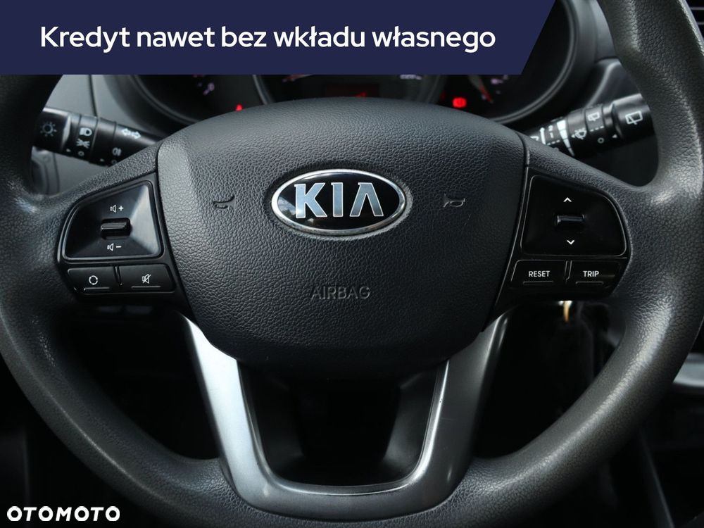 Kia Rio - 19