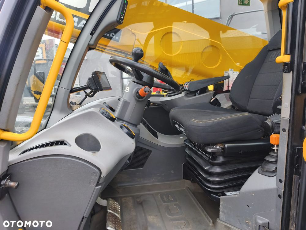 JCB 542-70 AGRI - 21