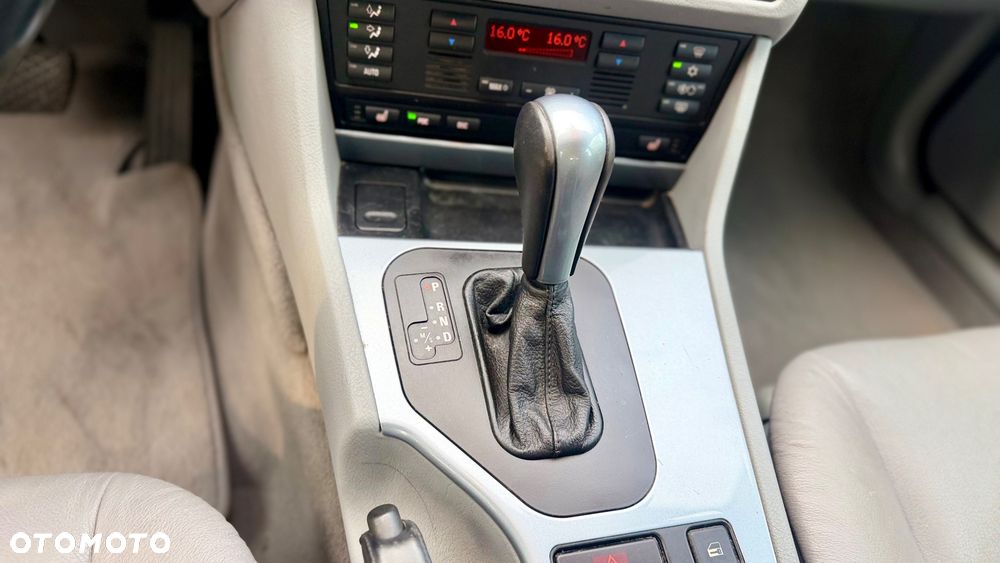BMW Seria 5 - 11