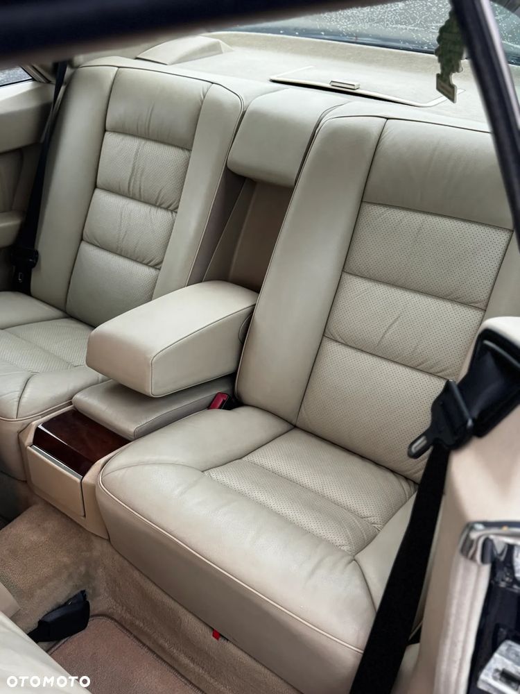 Mercedes-Benz W124 (1984-1993) - 12