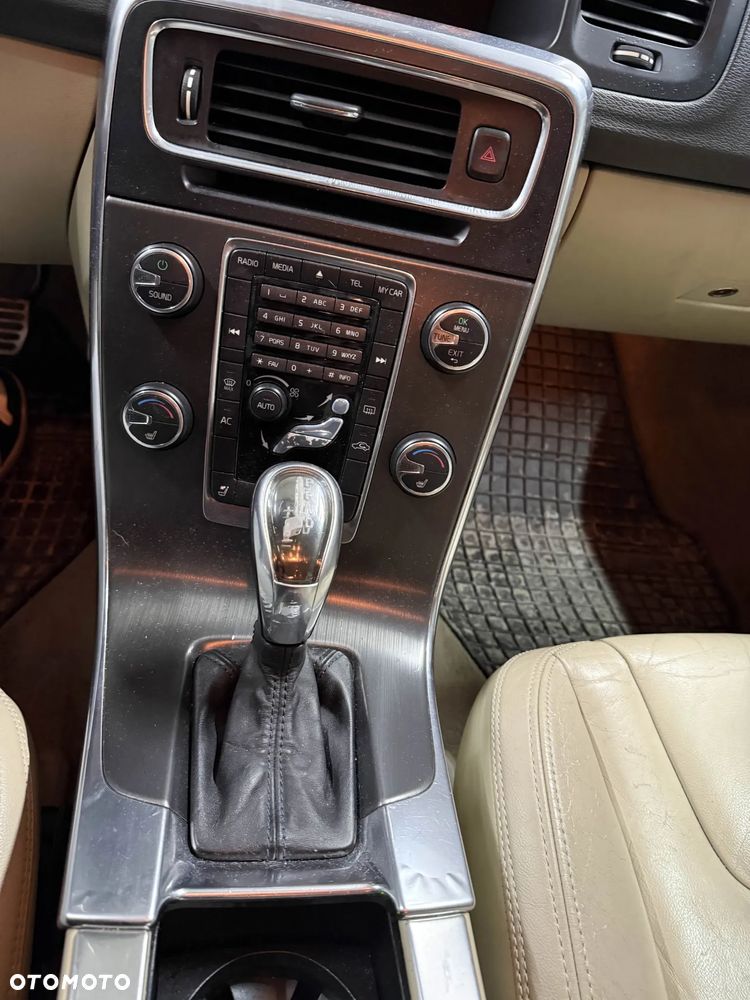 Volvo S60 2.5 T5 - 14