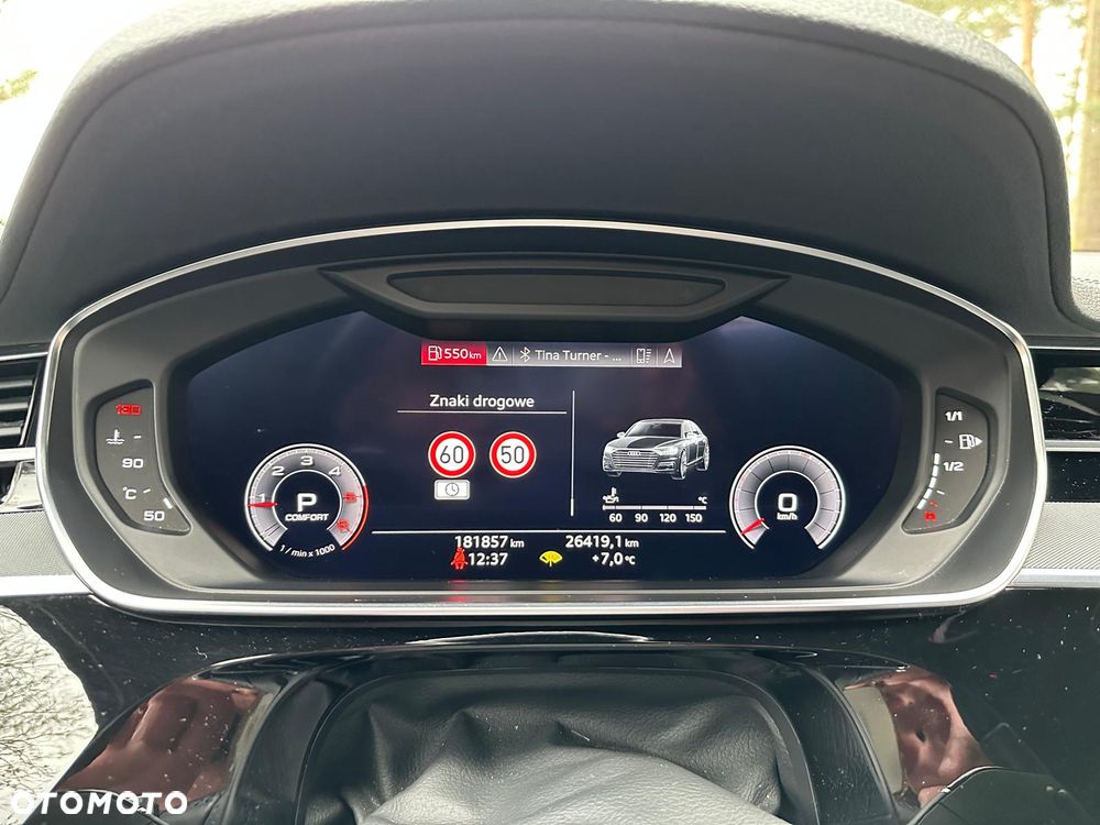 Audi A8 - 36