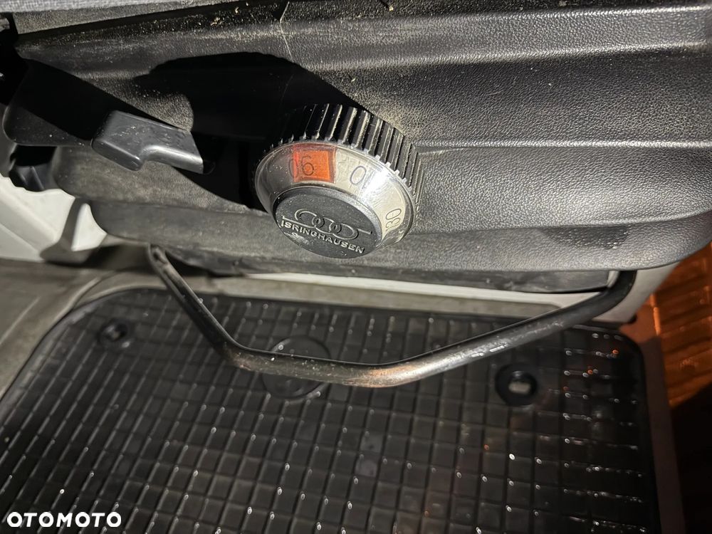 Volkswagen Crafter - 12
