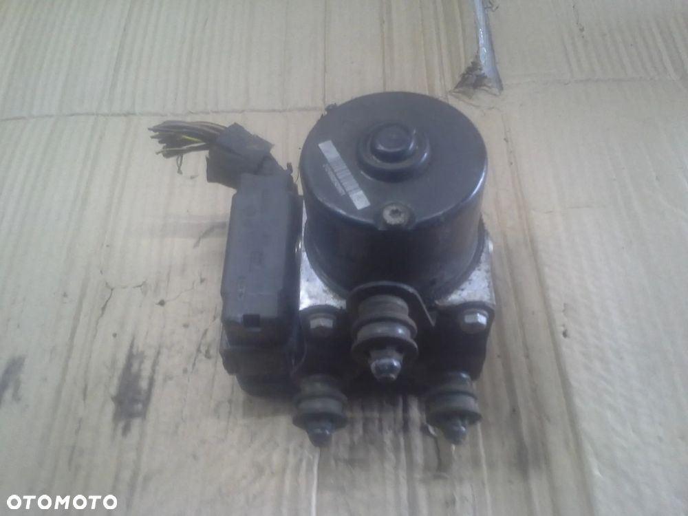 Audi A3 8P Volkswagen Touran pompa hamulcowa abs 1K0614517AE  1K0907379AC plus wtyczka z wiązką - 1
