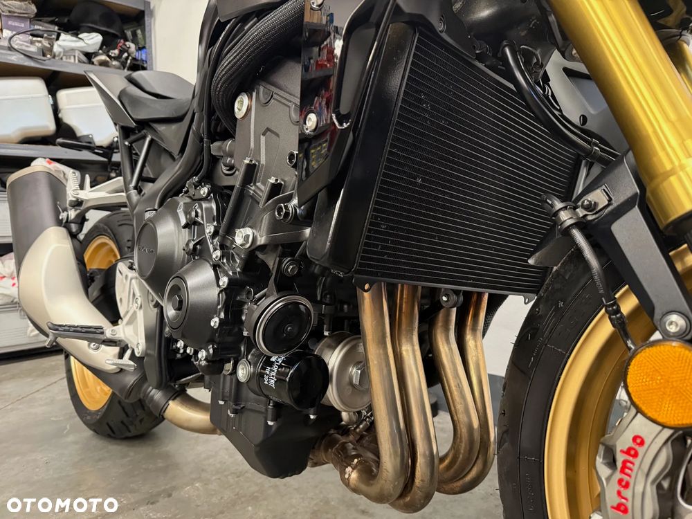 Honda Hornet - 8