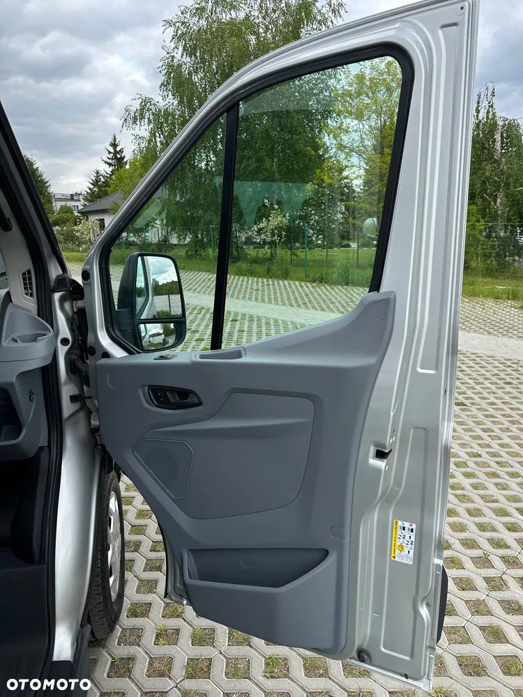 Ford Transit L2H2 AWD Trend - 26