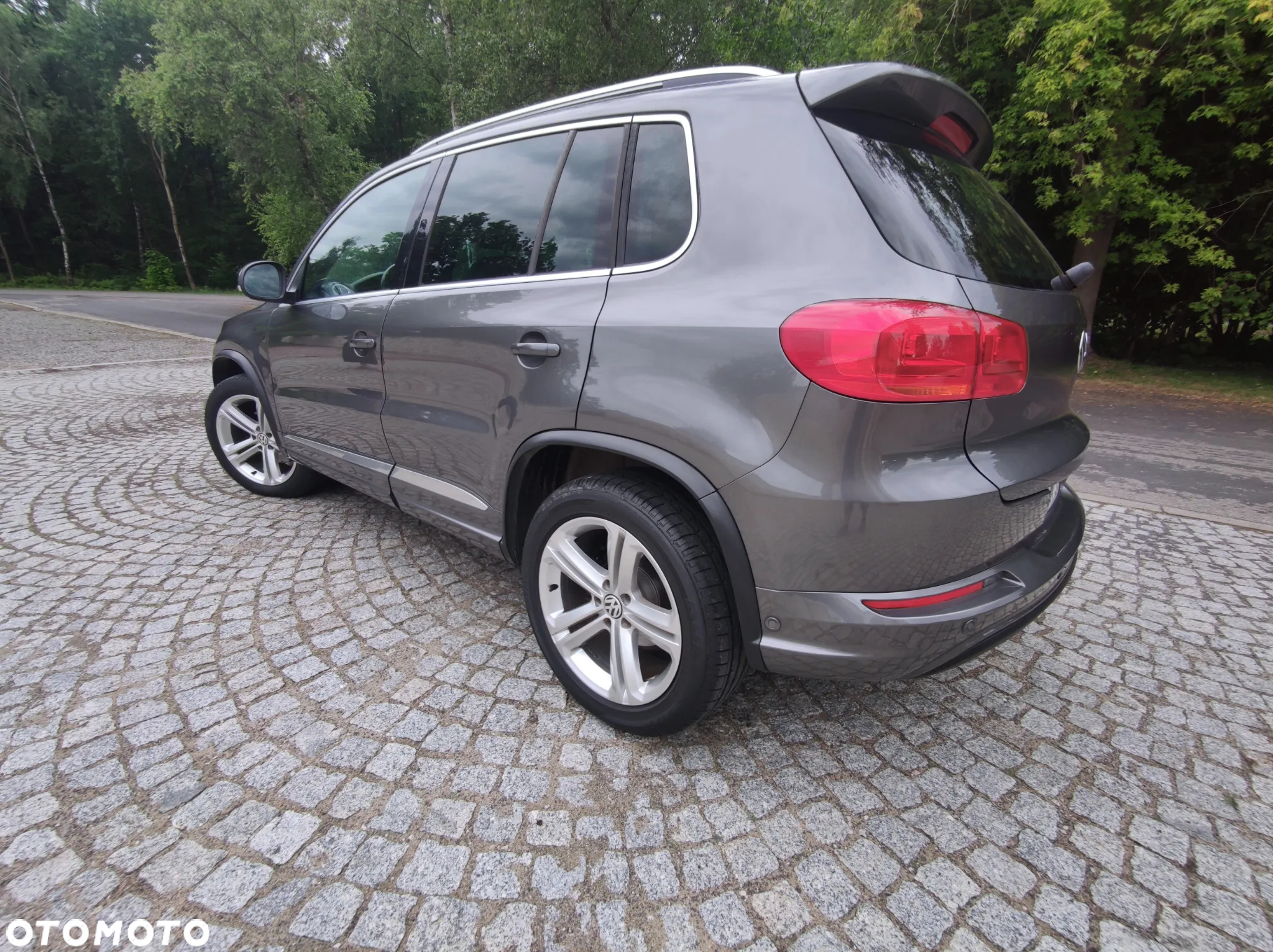 Volkswagen Tiguan 2.0 TDI Perfectline R-Style - 33