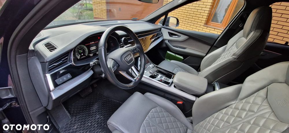 Audi Q7 60 TFSI e Quattro S Line Tiptr - 2