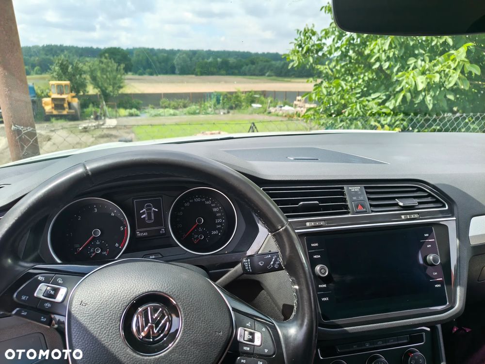 Volkswagen Tiguan 2.0 TDI BMT SCR Comfortline - 17