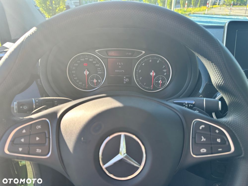 Mercedes-Benz Klasa B 180 7G-DCT - 11