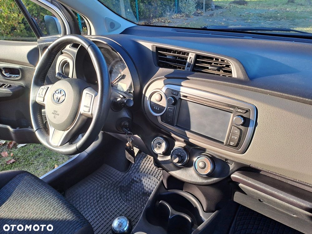 Toyota Yaris - 6