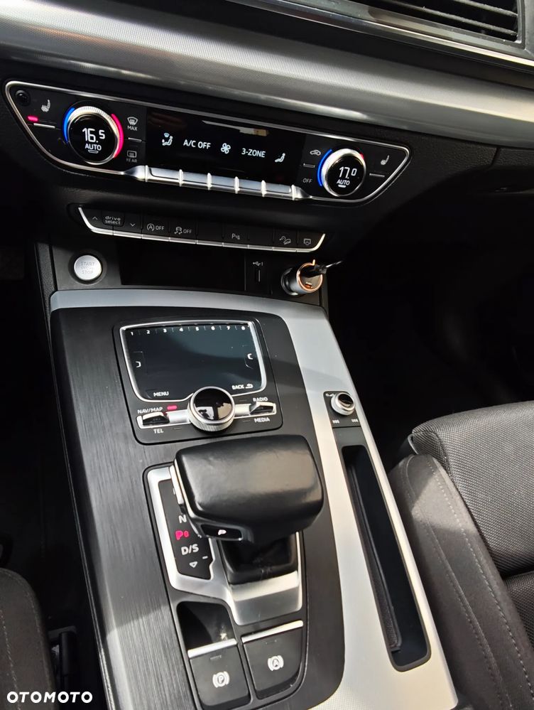 Audi Q5 40 TDI Quattro S tronic design - 18