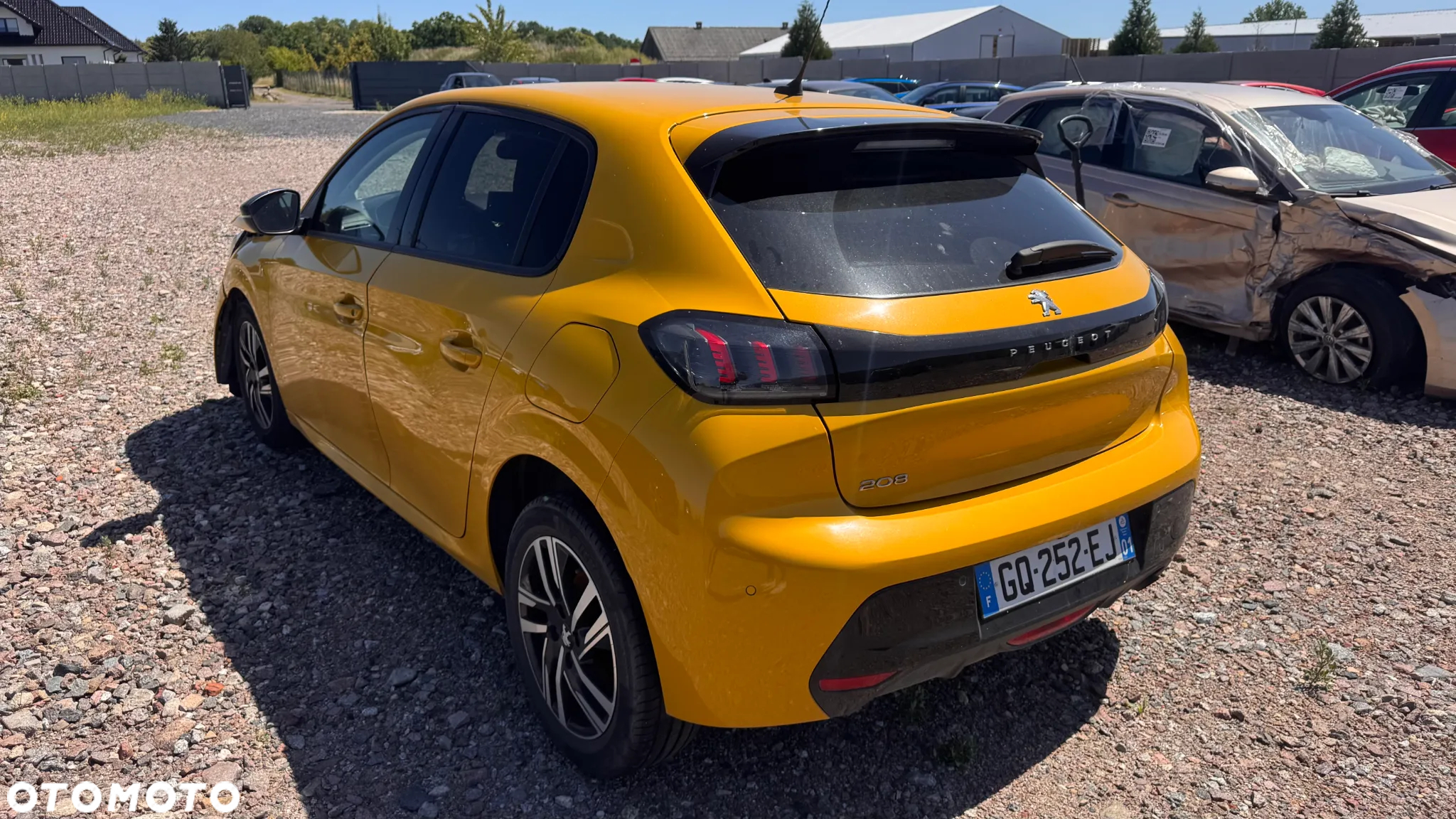 Peugeot 208 1.2 PureTech Allure S&S - 3