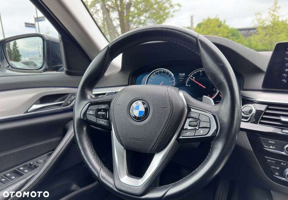 BMW Seria 5 - 18