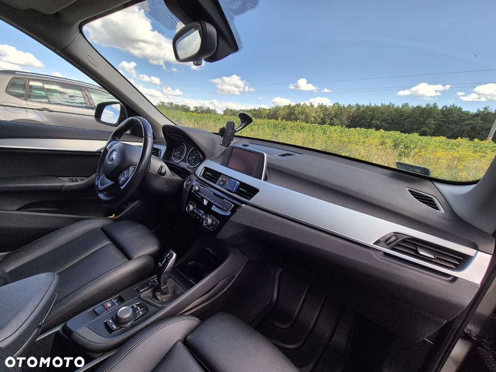 BMW X1 sDrive18i - 10