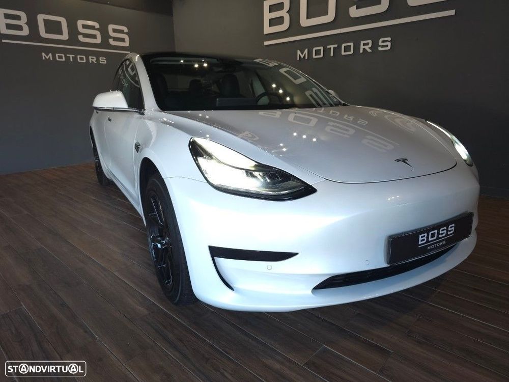Tesla Model 3 - 13