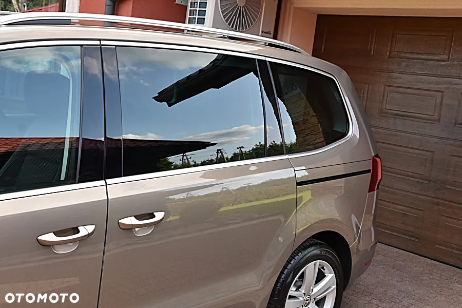 Volkswagen Sharan 2.0 TDI (BlueMotion Technology) Trendline - 17