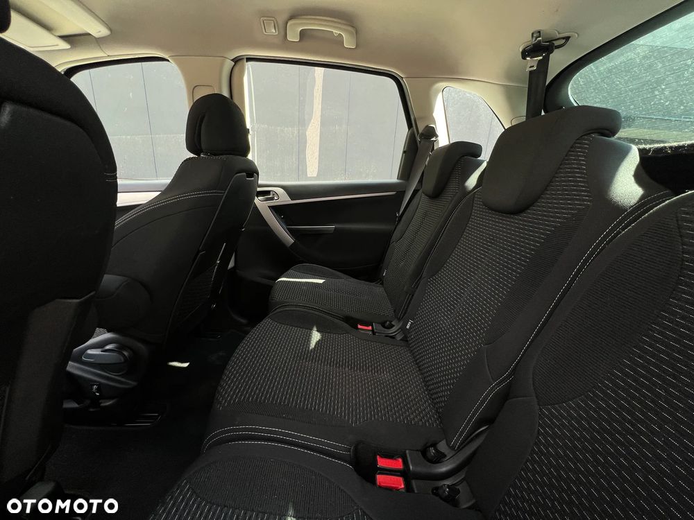 Citroën C4 Picasso - 13