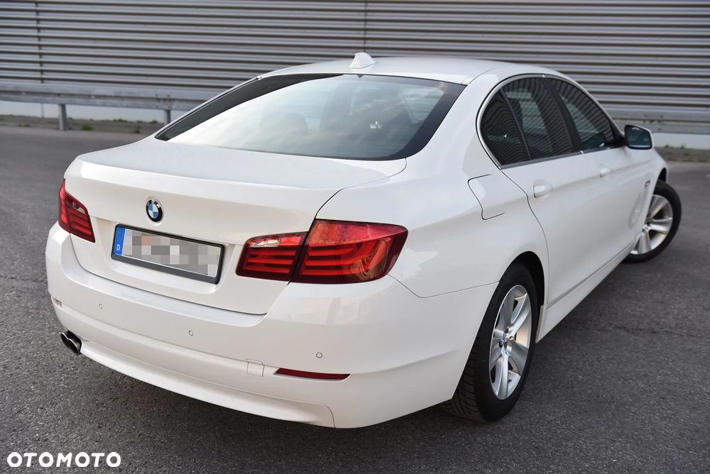 BMW Seria 5 520d - 8