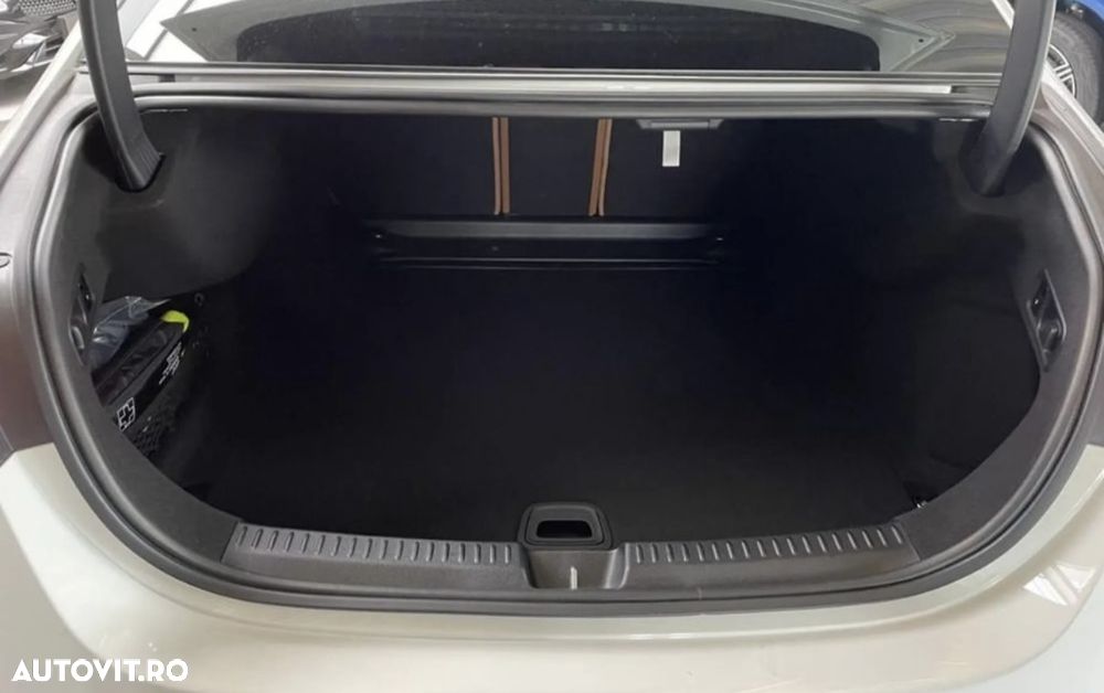 Mercedes-Benz E 200 9G-TRONIC Edition AMG Line - 13