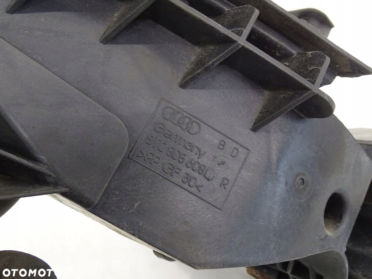 ŚLIZG UCHWYT MOCOWANIE LAMPY PRAWY PRZÓD AUDI A5 8T LIFT 15R 8T0805608D - 5