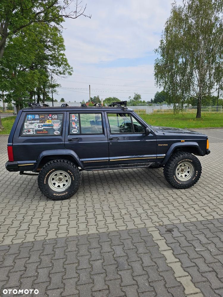 Jeep Cherokee 4.0 Limited - 7