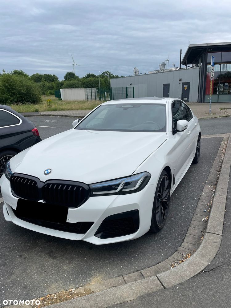 BMW Seria 5 520d xDrive M Sport sport - 2
