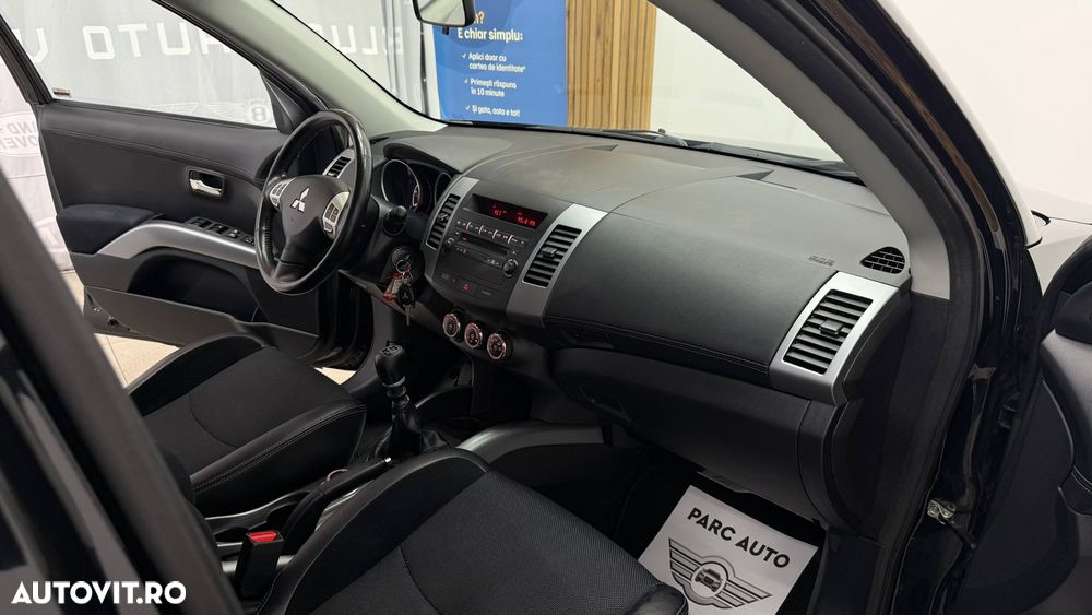 Mitsubishi Outlander 2.2 DI-D 4WD Instyle - 8