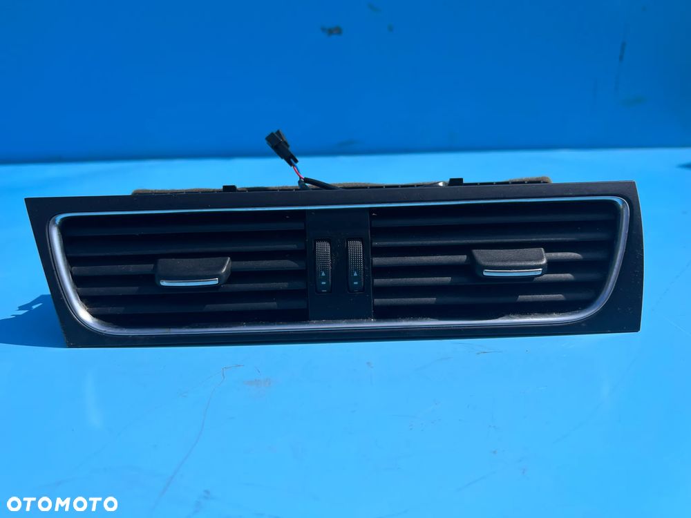 KRATKA NAWIEWU AUDIA4 B8 A5 8T 8T1820951C - 1