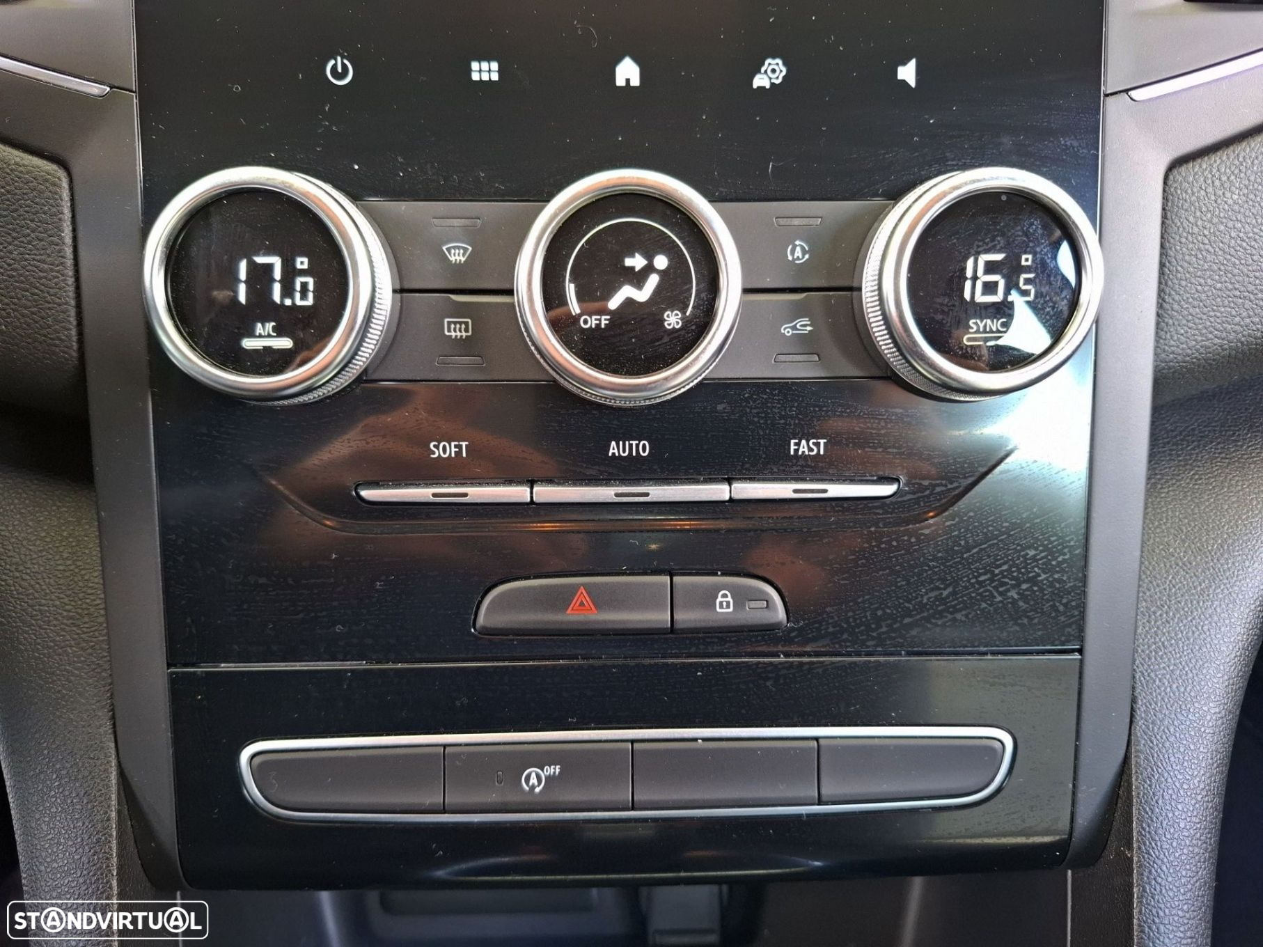 Renault Mégane Sport Tourer 1.5 Blue dCi Equilibre EDC - 22