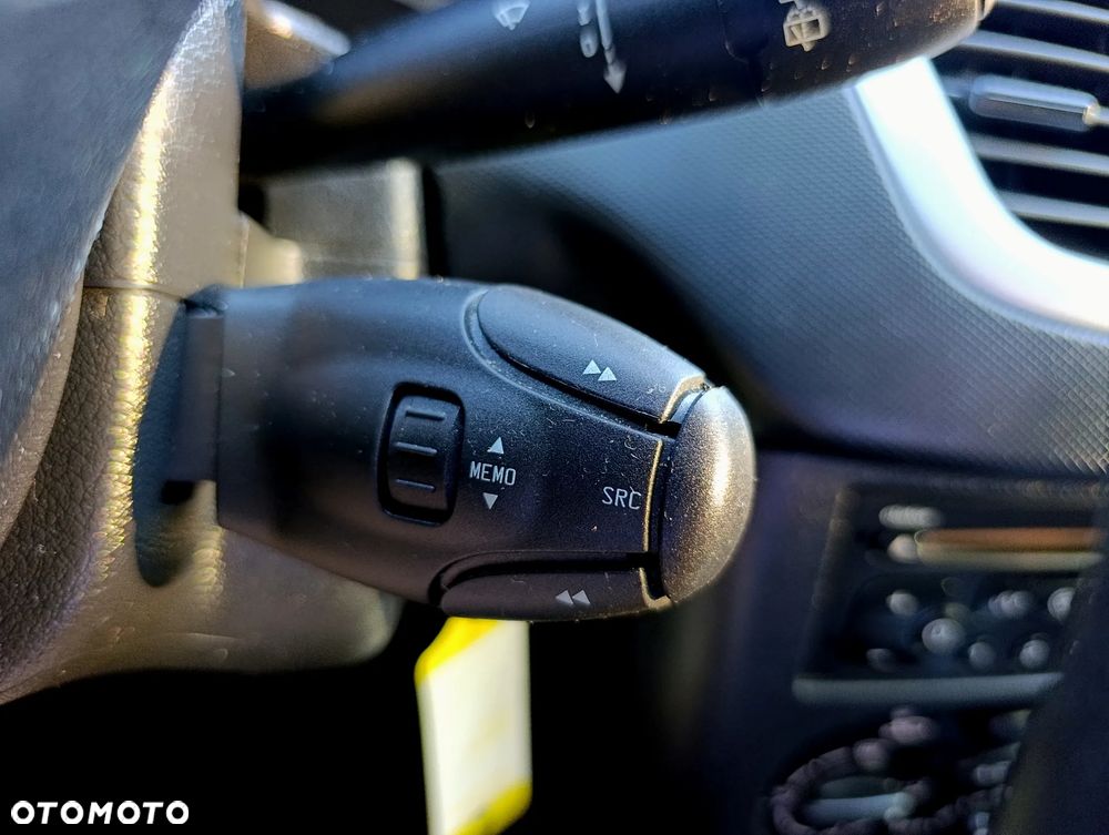 Peugeot 206 plus 75 - 11