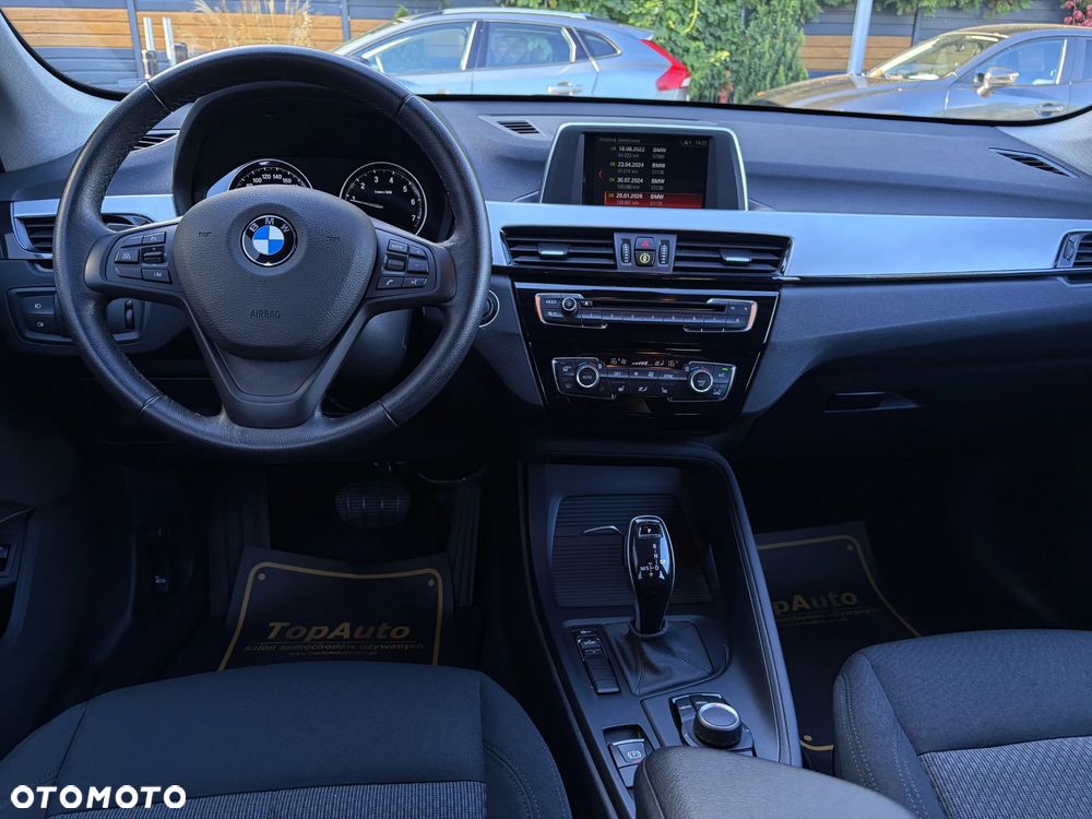 BMW X1 sDrive20i Advantage - 34