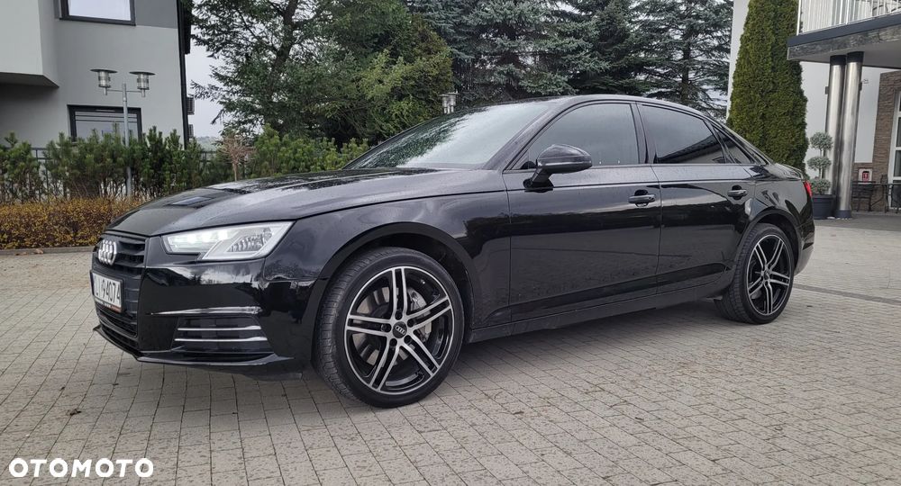 Audi A4 Limousine - 2