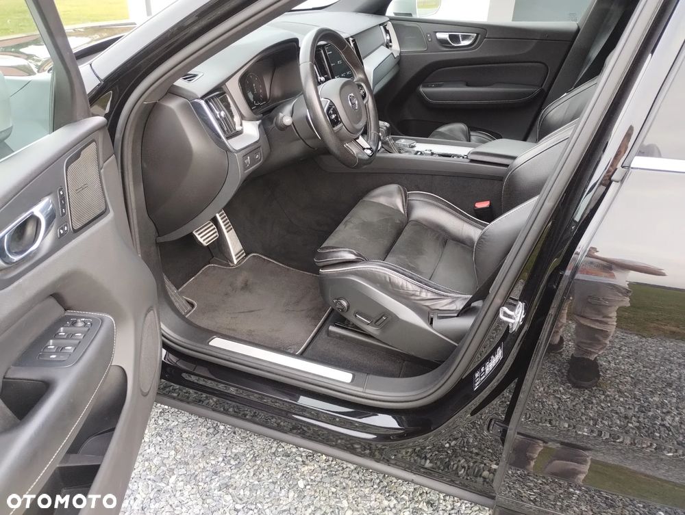 Volvo XC 60 D4 R-Design - 5