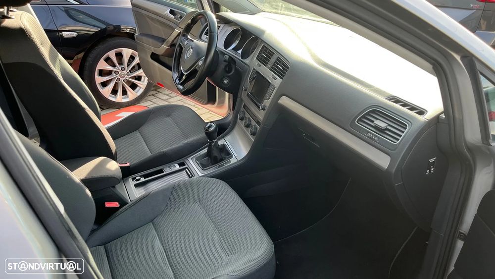 VW Golf 1.6 TDi Edition - 26