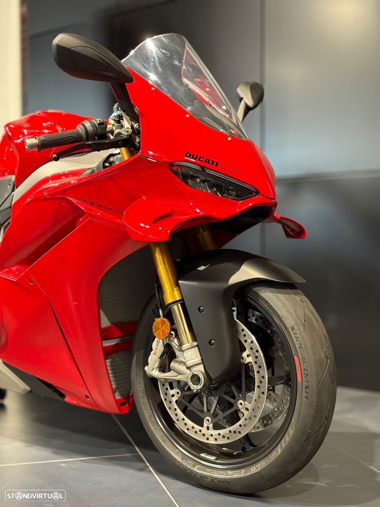 Ducati Panigale V4 S - 2